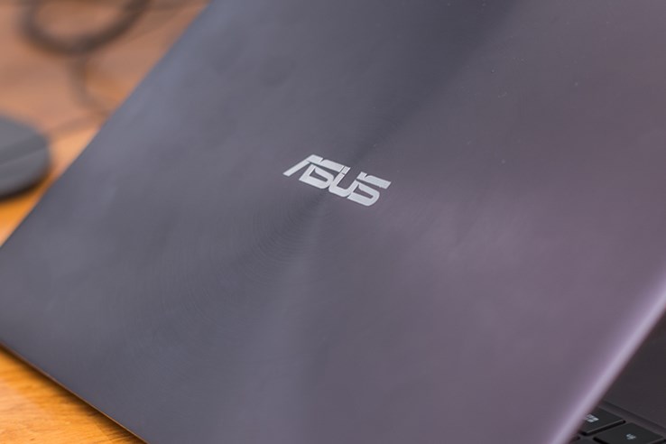 Asus ZenBook (14).jpg